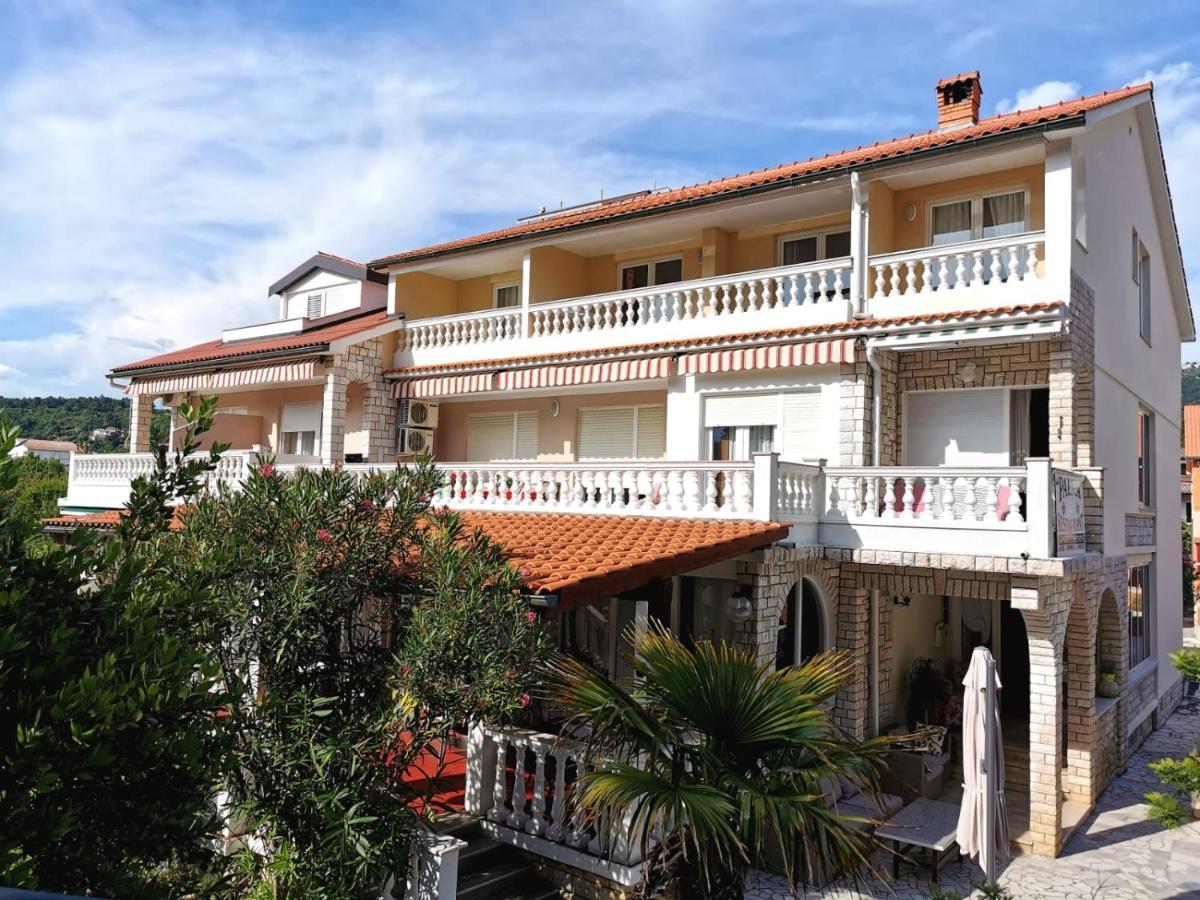 Palma Guesthouse Palit Ngoại thất bức ảnh