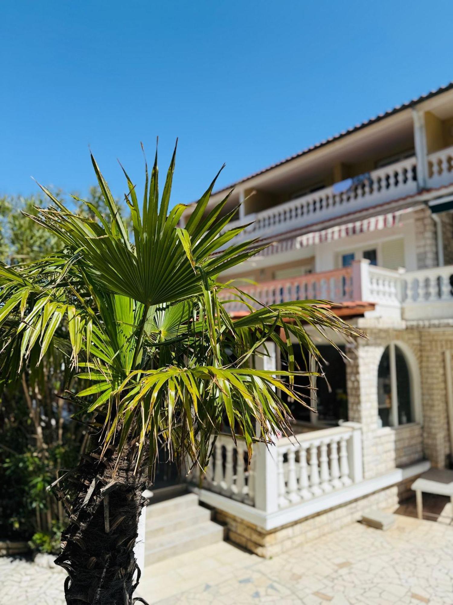Palma Guesthouse Palit Ngoại thất bức ảnh