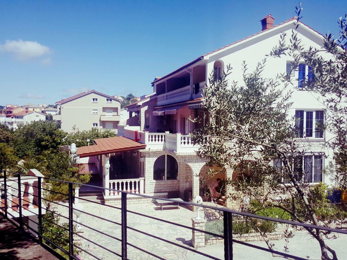Palma Guesthouse Palit Ngoại thất bức ảnh